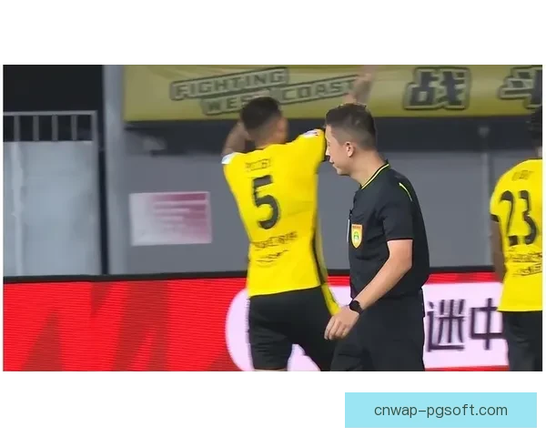 侯森坚守北京国安球门多次上演惊艳世界级扑救瞬间